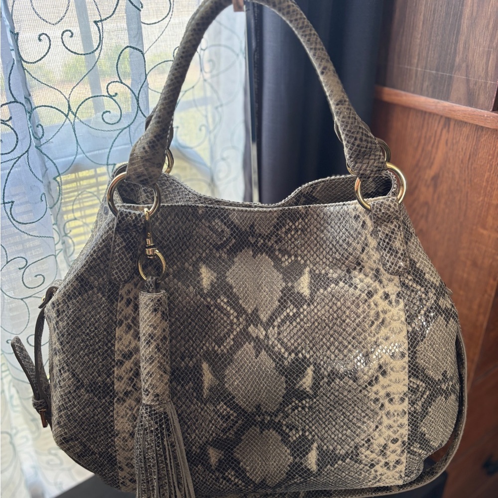 G.I.L.I. Snakeskin Roma 2 Shoulder Bag in Gray Beige